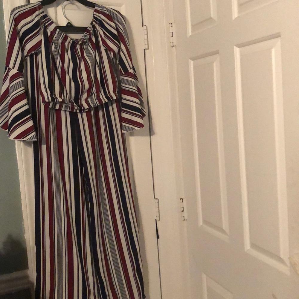 2 Piece Set (NEVER WORN!)